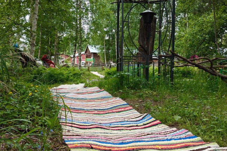 ITE punamäki taidepuisto